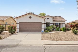 1940 S TALBOT Circle, Mesa, AZ 85209