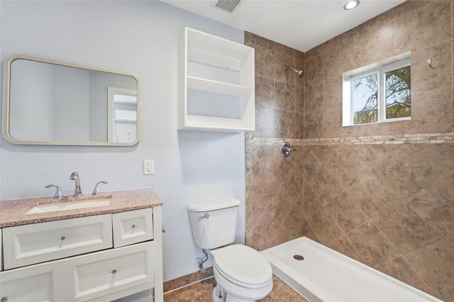 7301 Avenue K A B, Houston, TX 77011
