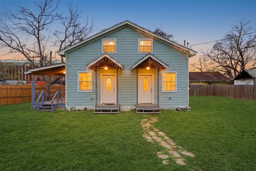 7301 Avenue K A B, Houston, TX 77011