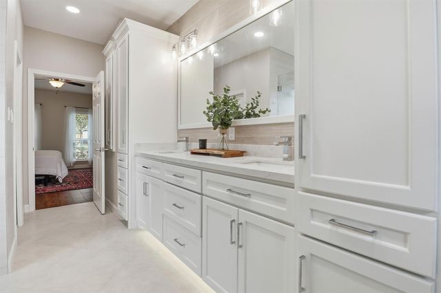 511 Sandy Port Street, Houston, TX 77079