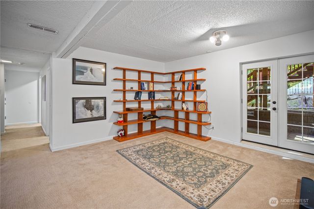 9509 NE 140 Street, Kirkland, WA 98034