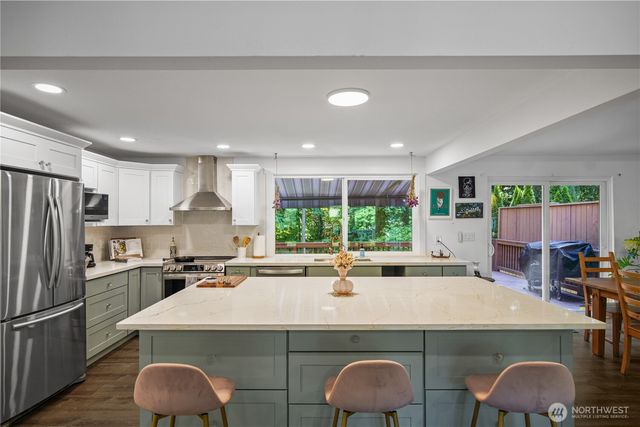 9509 NE 140 Street, Kirkland, WA 98034