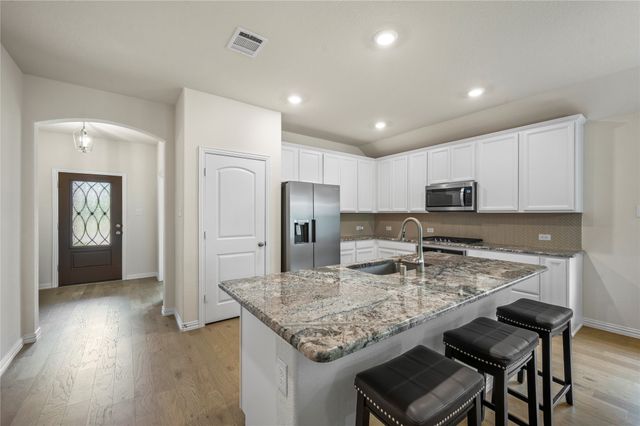 4041 Kyles Landing Drive, Hickory Creek, TX 75065