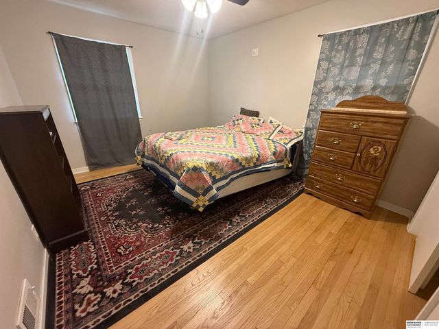 5117 N Street, Lincoln, NE 68510