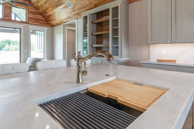 55275 E 298 Road no. 5, Monkey Island, OK 74331