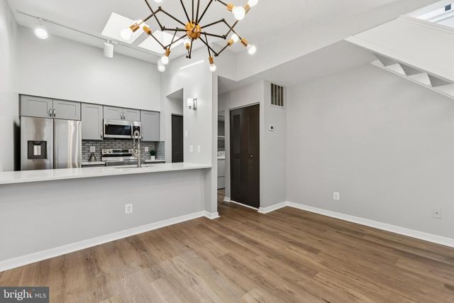 9814 DOCKSIDE TER, Montgomery Village, MD 20886