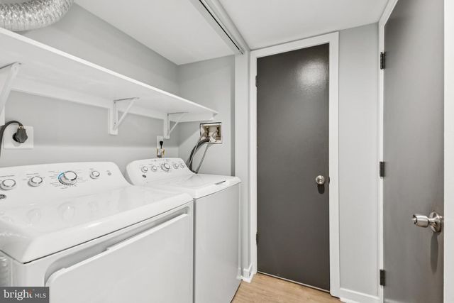 9814 DOCKSIDE TER, Montgomery Village, MD 20886