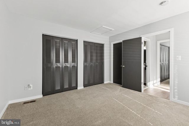 9814 DOCKSIDE TER, Montgomery Village, MD 20886