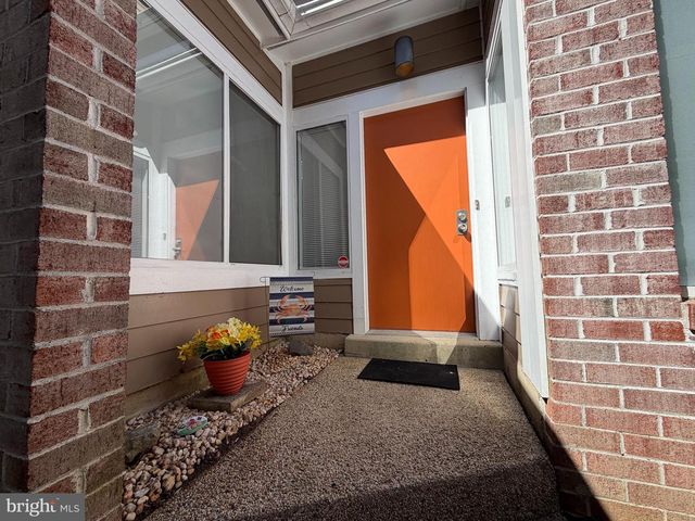 9814 DOCKSIDE TER, Montgomery Village, MD 20886