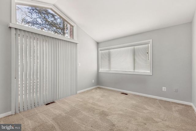 9814 DOCKSIDE TER, Montgomery Village, MD 20886