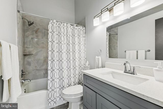 9814 DOCKSIDE TER, Montgomery Village, MD 20886