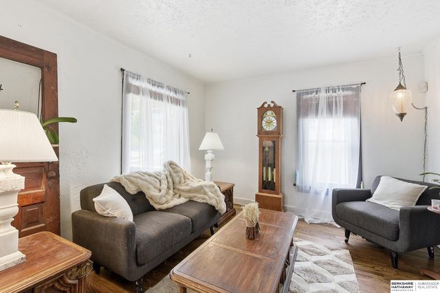 3320 N 53rd Street, Omaha, NE 68104