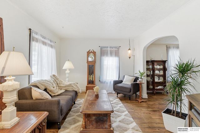 3320 N 53rd Street, Omaha, NE 68104