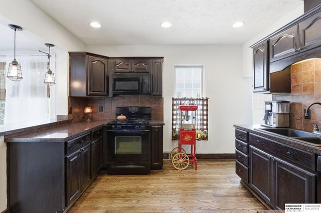 3320 N 53rd Street, Omaha, NE 68104