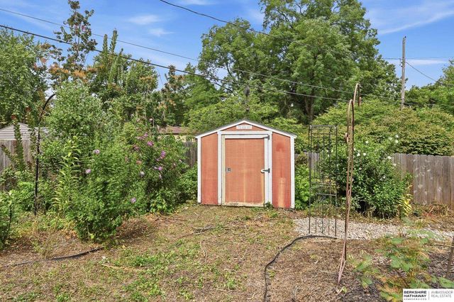 3320 N 53rd Street, Omaha, NE 68104