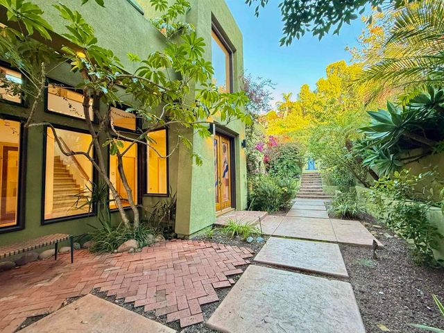 3566 Albatross St, San Diego, CA 92103