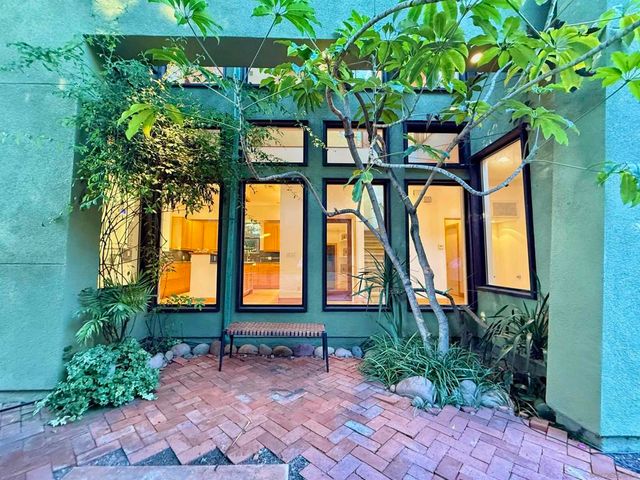 3566 Albatross St, San Diego, CA 92103