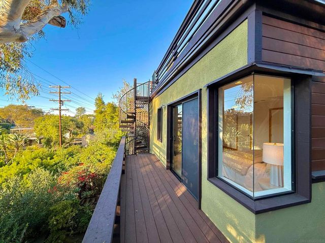 3566 Albatross St, San Diego, CA 92103