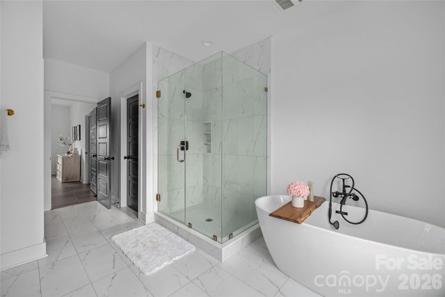 709 Tennyson Drive, Charlotte, NC 28208