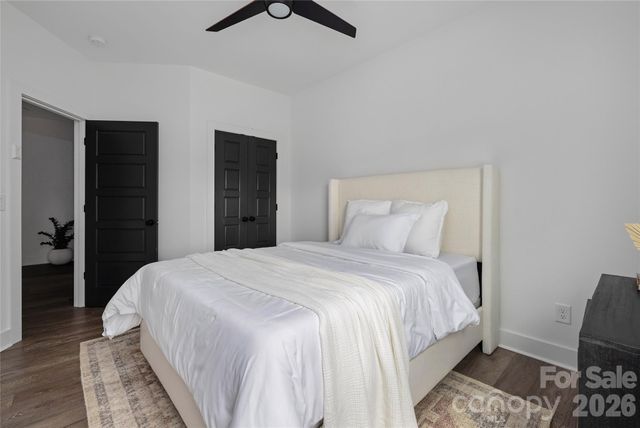 709 Tennyson Drive, Charlotte, NC 28208