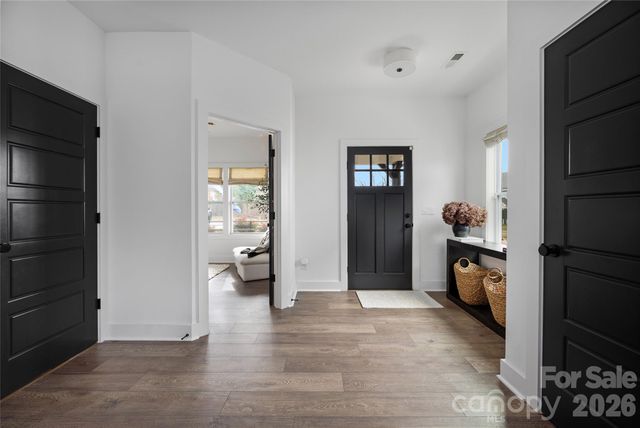 709 Tennyson Drive, Charlotte, NC 28208