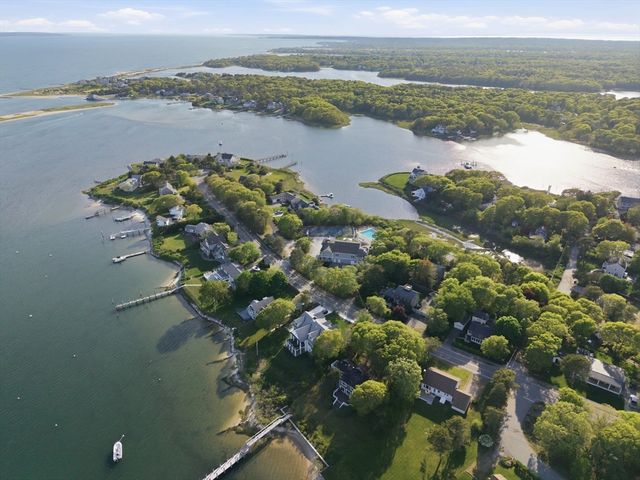 177 Seacoast Shores, Falmouth, MA 02536