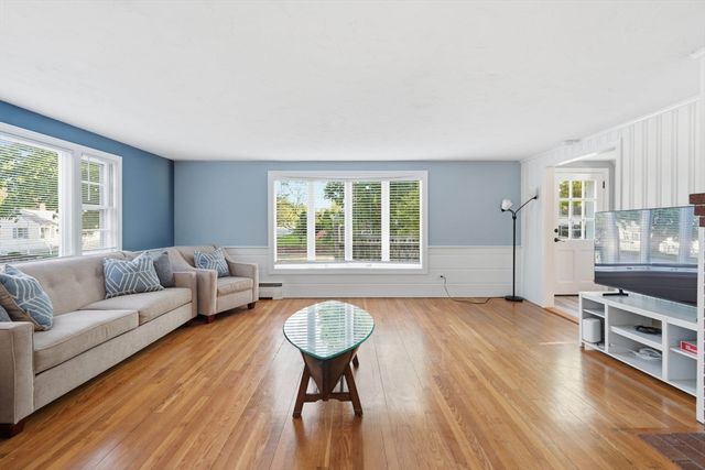 177 Seacoast Shores, Falmouth, MA 02536