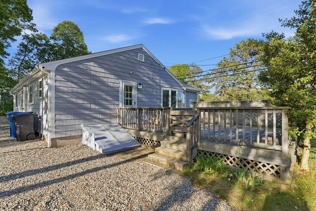 177 Seacoast Shores, Falmouth, MA 02536