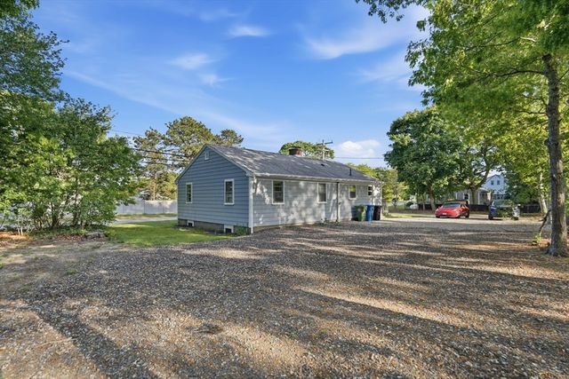 177 Seacoast Shores, Falmouth, MA 02536