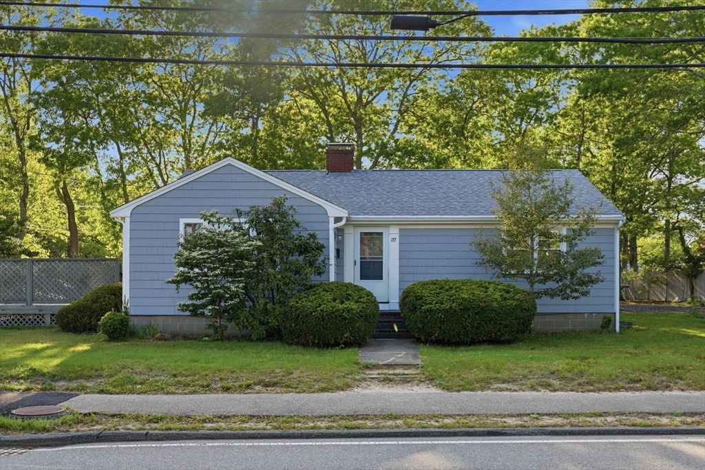 177 Seacoast Shores, Falmouth, MA 02536