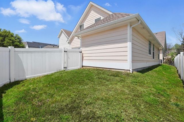 1236 Spanish Moss Drive, Savannah, TX 76227