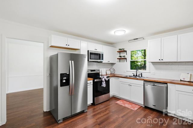 1927 Terra Lane, Lancaster, SC 29720