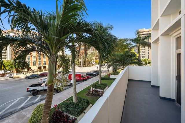 700 Biltmore Way 219, Coral Gables, FL 33134