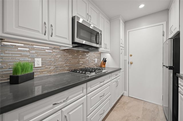 700 Biltmore Way 219, Coral Gables, FL 33134