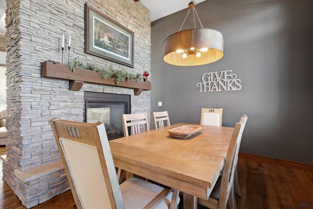 4421 CARRIAGE HILLS DR, Rapid City, SD 57702