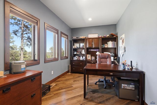 4421 CARRIAGE HILLS DR, Rapid City, SD 57702