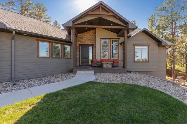 4421 CARRIAGE HILLS DR, Rapid City, SD 57702