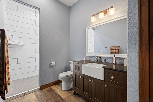 4421 CARRIAGE HILLS DR, Rapid City, SD 57702