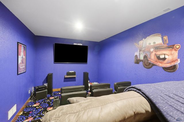 4421 CARRIAGE HILLS DR, Rapid City, SD 57702