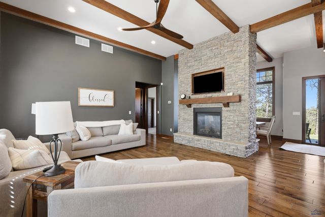 4421 CARRIAGE HILLS DR, Rapid City, SD 57702