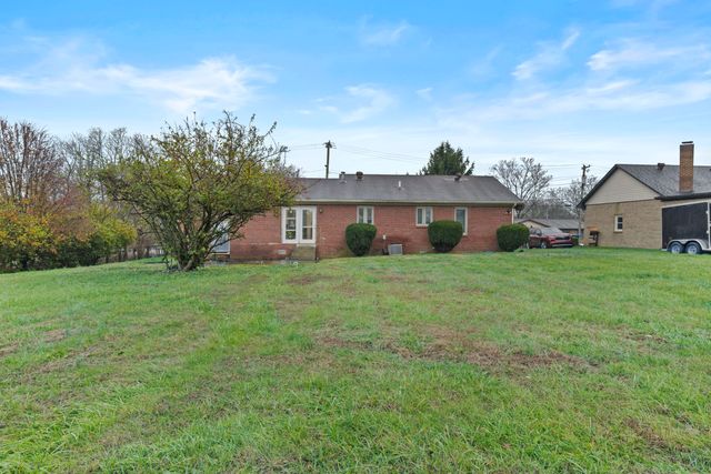 41 7th Street, Winchester, KY 40391