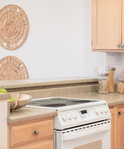 7664 S Ivanhoe Way, Centennial, CO 80112