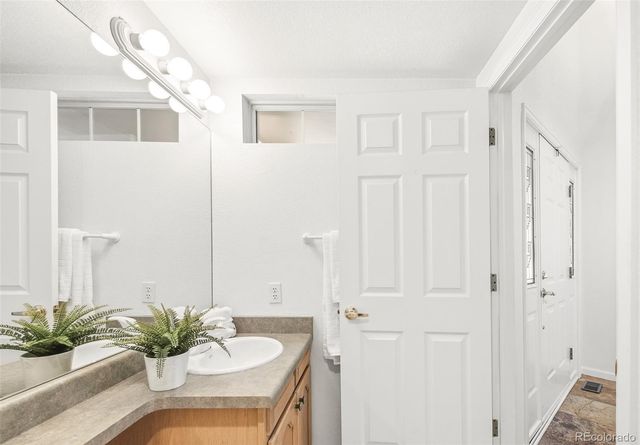 7664 S Ivanhoe Way, Centennial, CO 80112