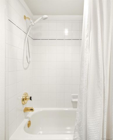 7664 S Ivanhoe Way, Centennial, CO 80112