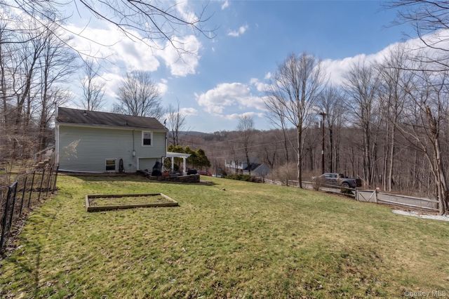 43 Greenridge Court, Carmel, NY 10512
