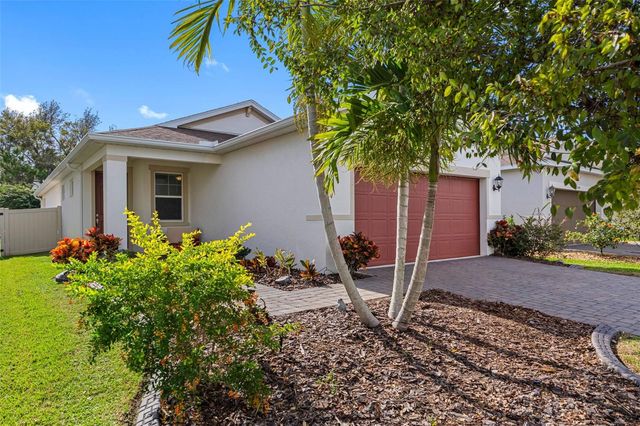 5513 LOS ROBLES COURT, Palmetto, FL 34221