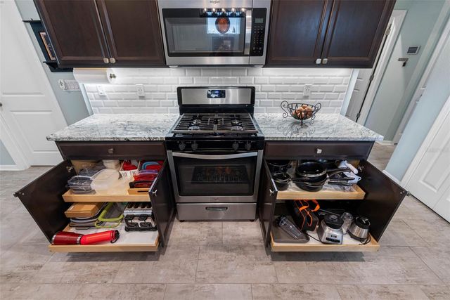 5513 LOS ROBLES COURT, Palmetto, FL 34221