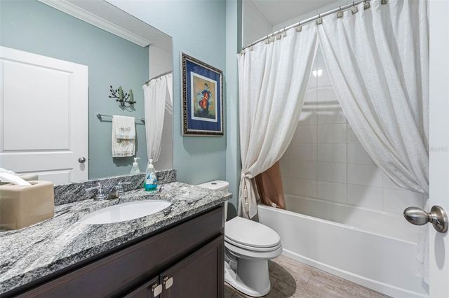 5513 LOS ROBLES COURT, Palmetto, FL 34221