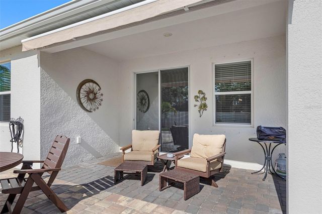 5513 LOS ROBLES COURT, Palmetto, FL 34221