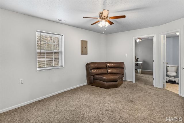 1345 Poplar Street 2A, Highland, IL 62249